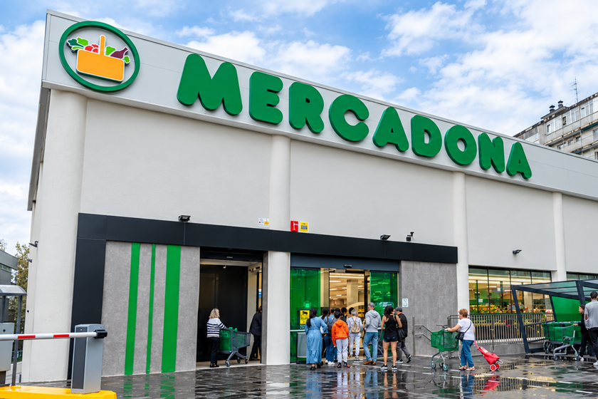 La industria lleva años preguntándose si Mercadona tocaría techo alguna vez. Ahora la pregunta es si ya ha ocurrido