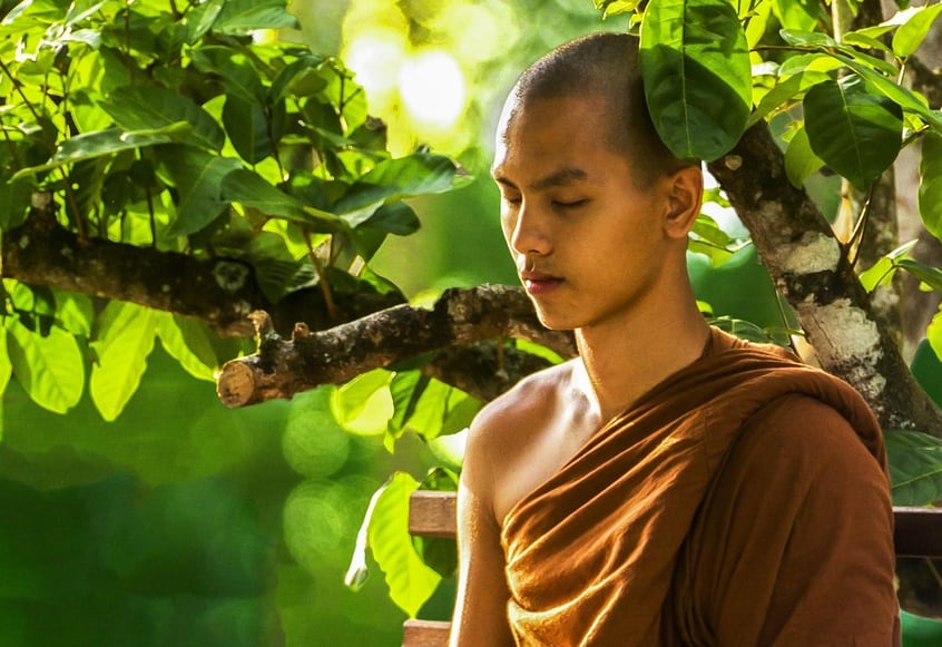 “Si quieres ser feliz toda la vida, ayuda a alguien”: El significado del proverbio chino más poderoso sobre la felicidad