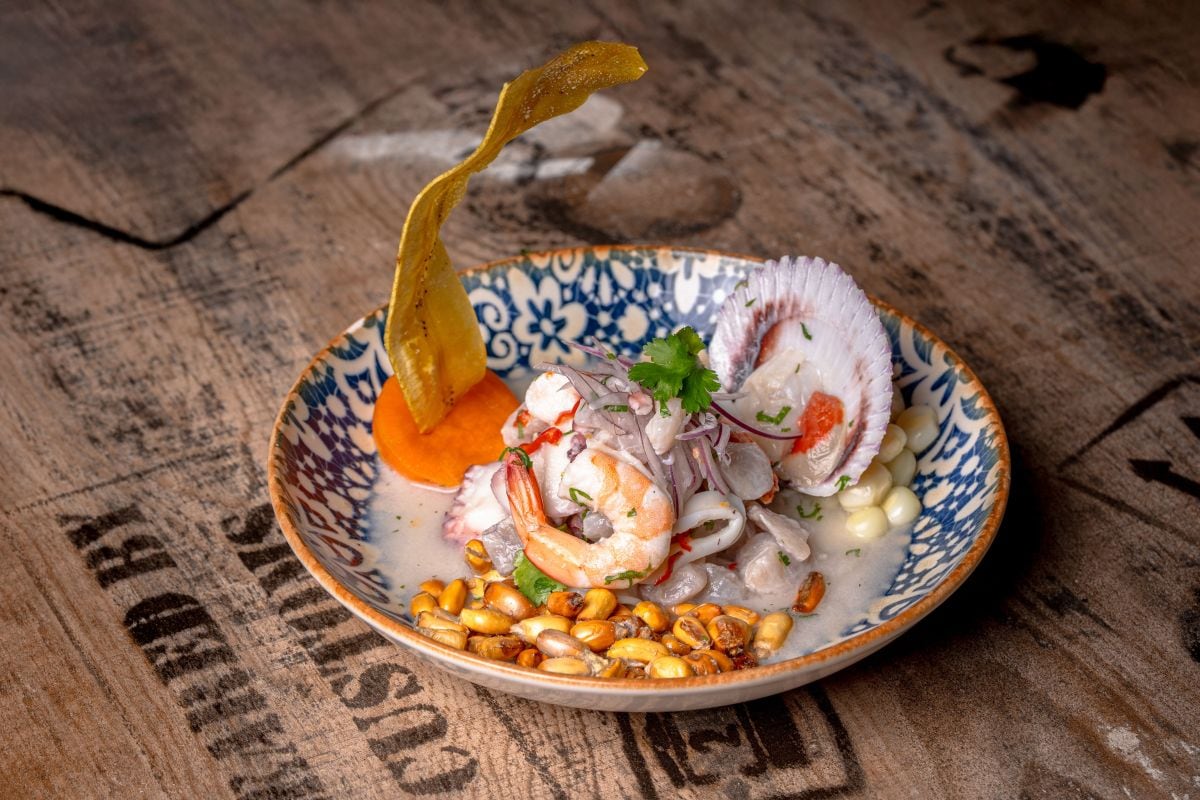 ¡Perú a cuartos! El ceviche enfrenta a guatemala en el mundial de comidas de ibai llanos: ¿cómo votar?