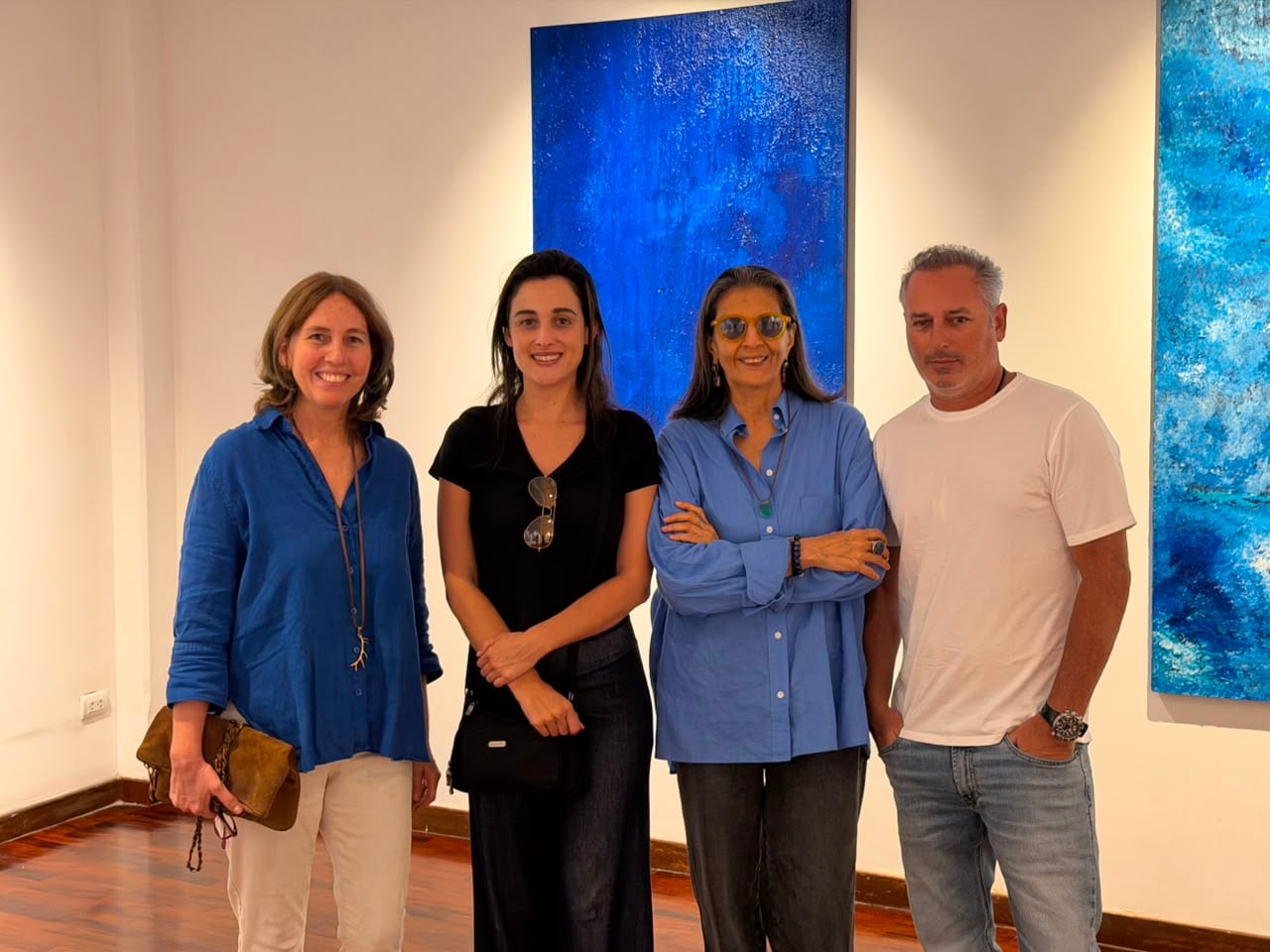 “Lima en azul”: ocho artistas reinterpretan la capital desde el color y la memoria