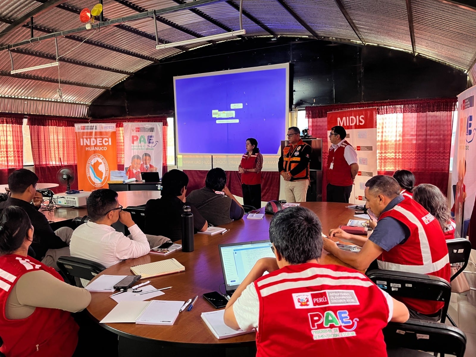 Huánuco: fortalecen capacidades para evaluar daños ante emergencias en instituciones educativas