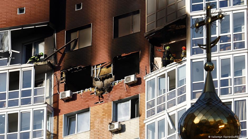 Alcalde de Kiev advierte que "el enemigo está destruyendo" la ciudad