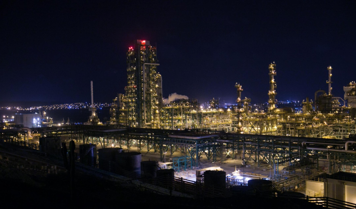 Refinería de Talara, el activo más valioso de Petroperú, sería concesionada a privados en 2027, según ProInversión