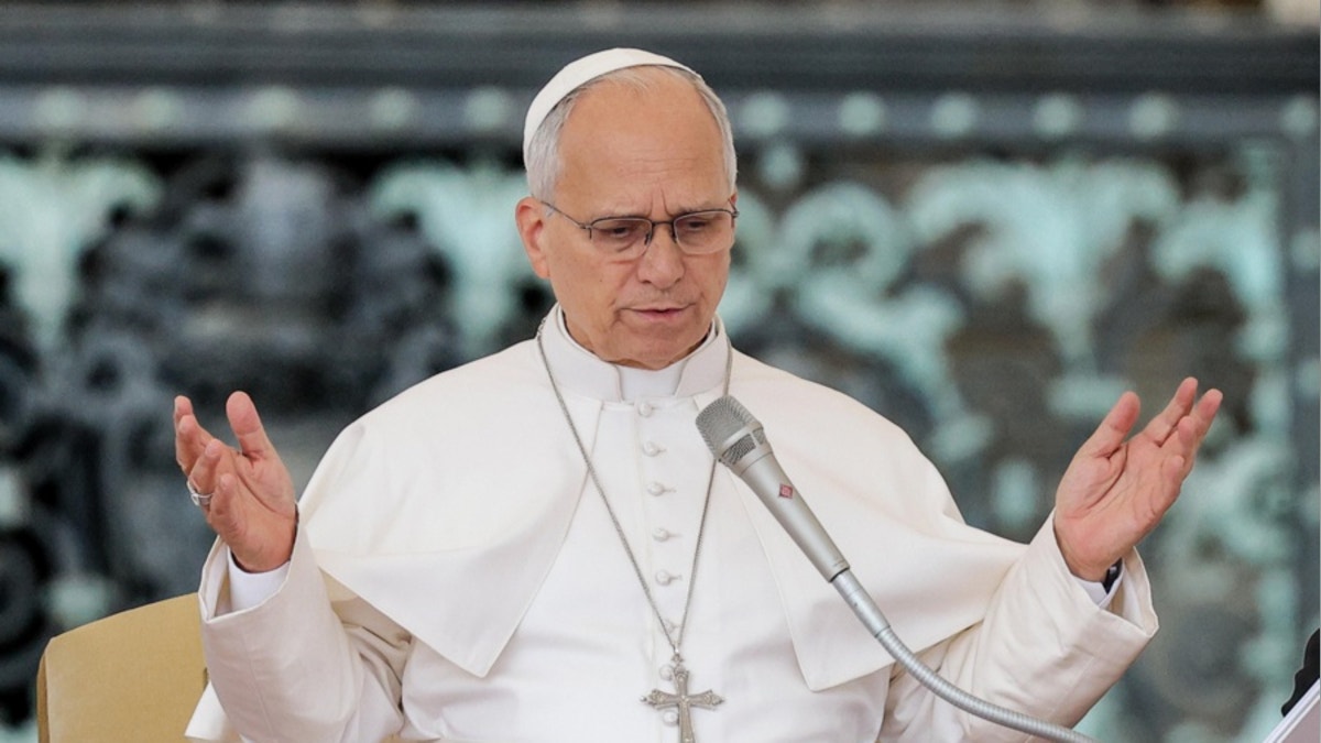 El papa León XIV ha sido operado de un adenocarcinoma pulmonar, informó el Vaticano