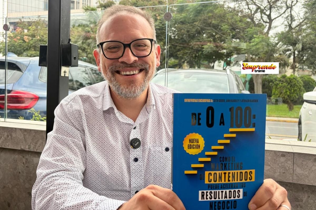 “De 0 a100”: el libro que explica cómo usar el marketing de contenidos para que la IA encuentre tu marca