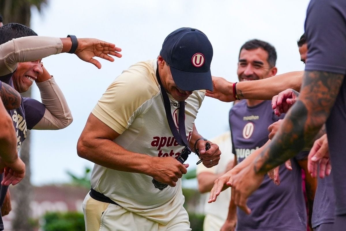 Fabián Bustos analiza radical cambio en Universitario para enfrentar a Melgar