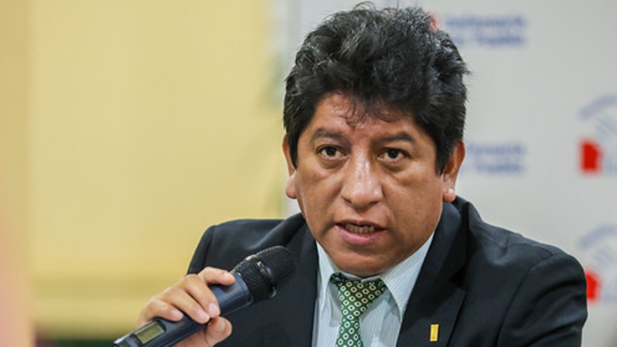 Juntos por el Perú presentó denuncia constitucional contra defensor del Pueblo por declaraciones sobre cierre del Congreso