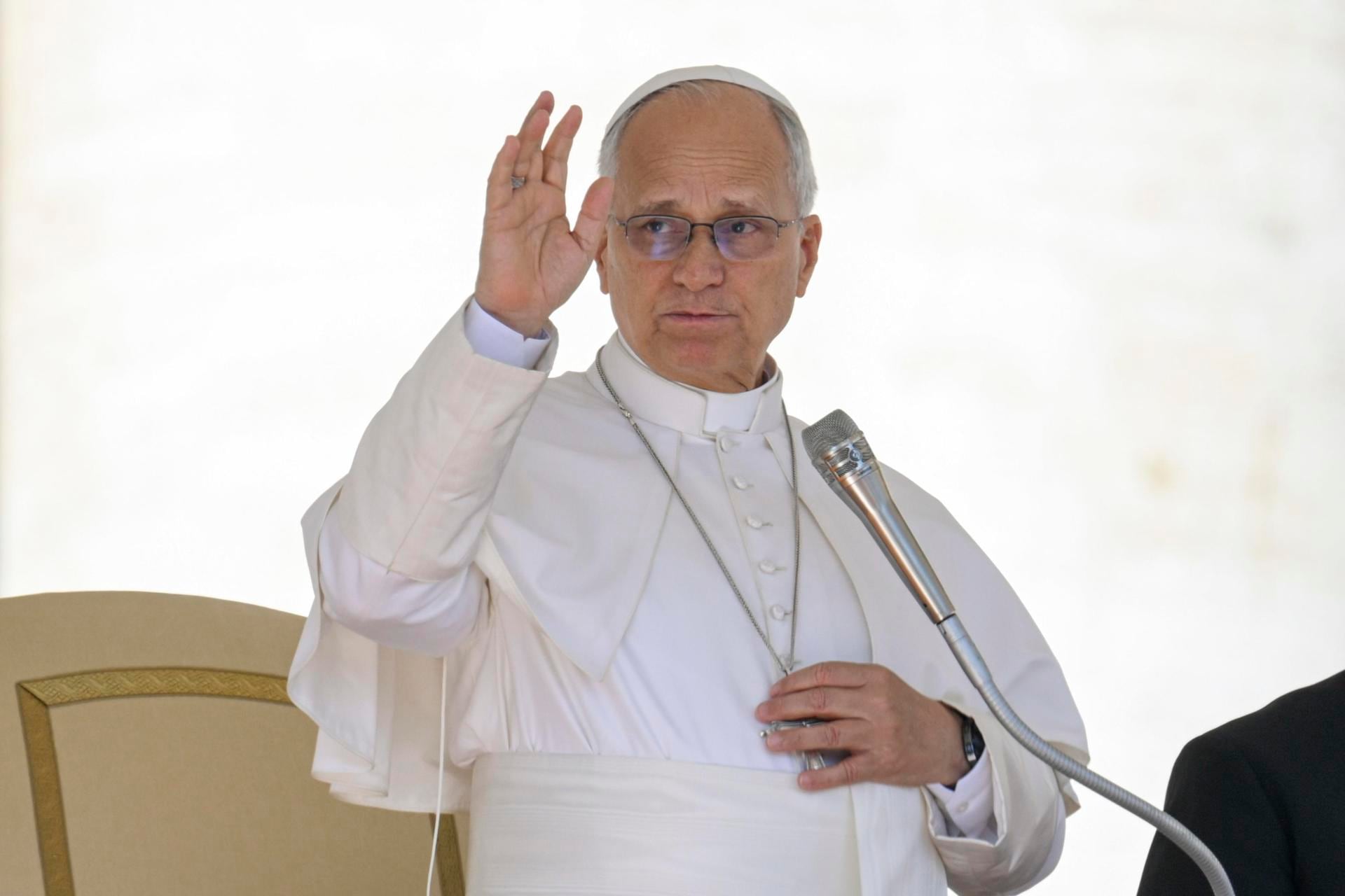 Arzobispo de Lima anuncia que encuentro de jóvenes peruanos con papa León XIV será en el Estadio Nacional