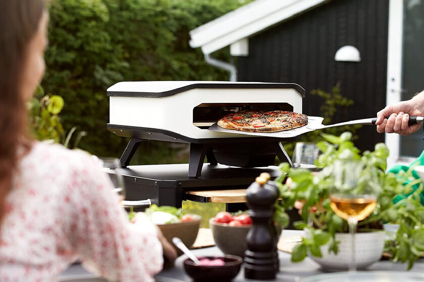 El rival de Ninja para pizzas napolitanas en terrazas y patios: este horno eléctrico estilo retro está ahora rebajado
