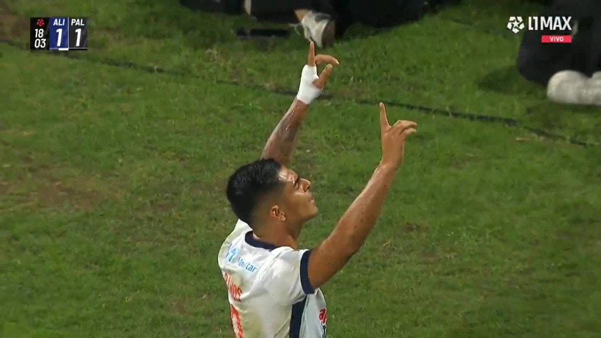 ¡Golazo de Alianza Lima! Luis Ramos anotó de 'palomita' ante Palestino en Matute [VIDEO]