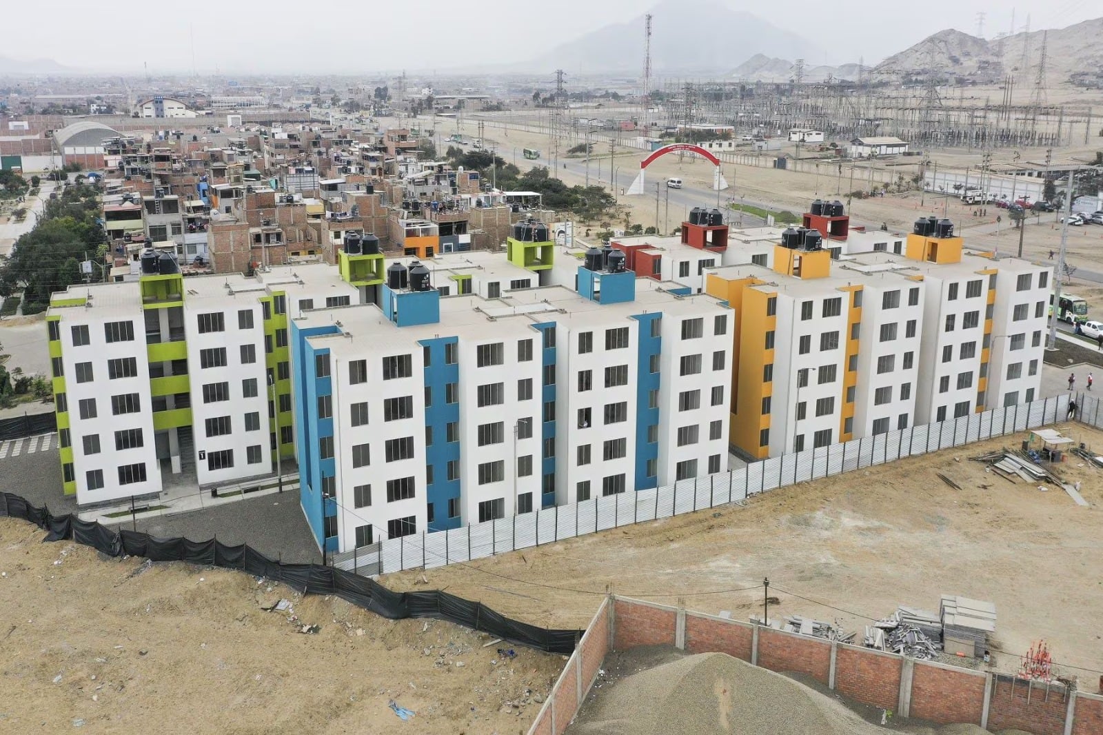 Viviendas sociales quedarían fuera del negocio de alquiler: la propuesta del gobierno