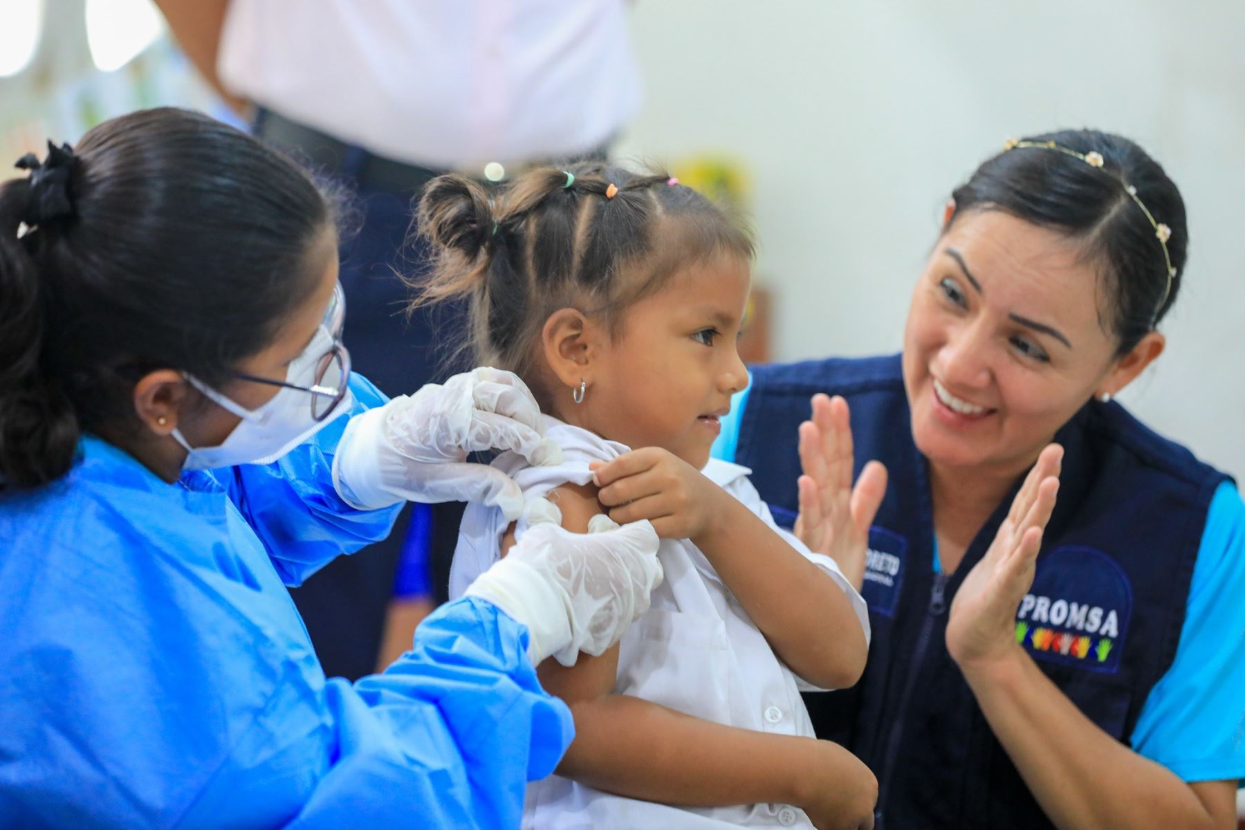 Ministerio de Salud intensifica la vacunación contra la sarampión en niños de Santa Anita