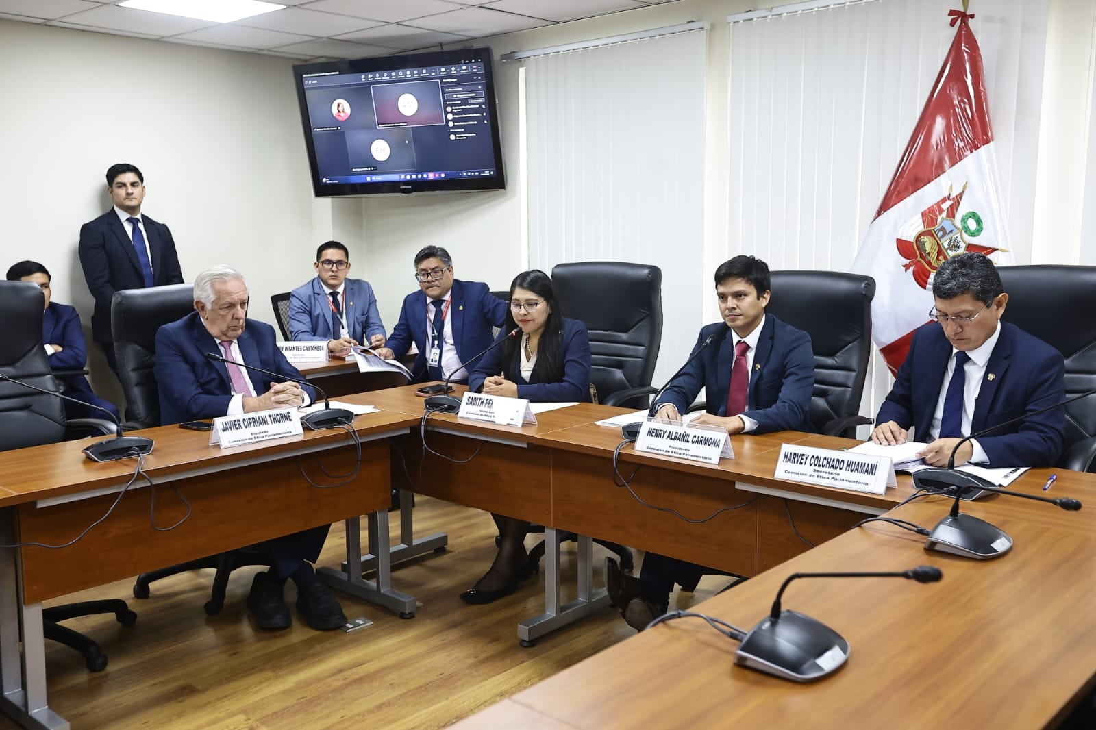 Comisión de Ética verá denuncias contra tres legisladores este lunes 19  de octubre