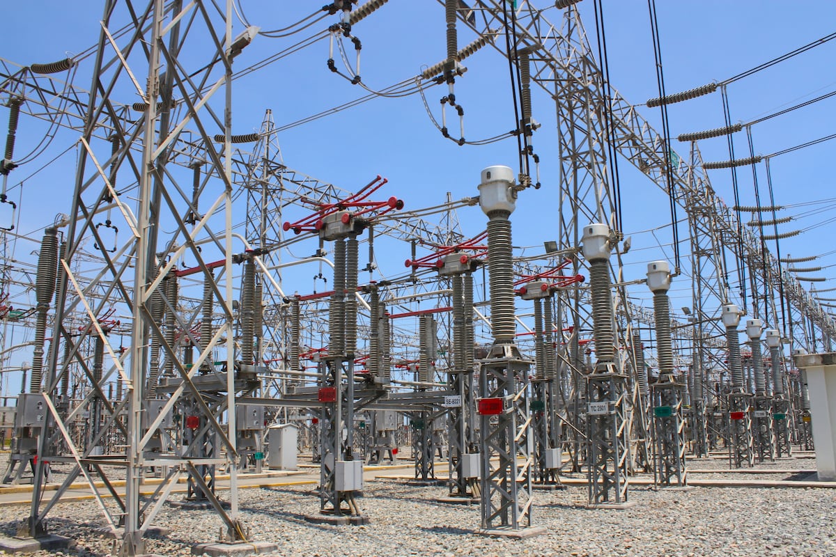 Cortes de luz y congestión en transmisión eléctrica preocupan al Perú: el sector más afectado