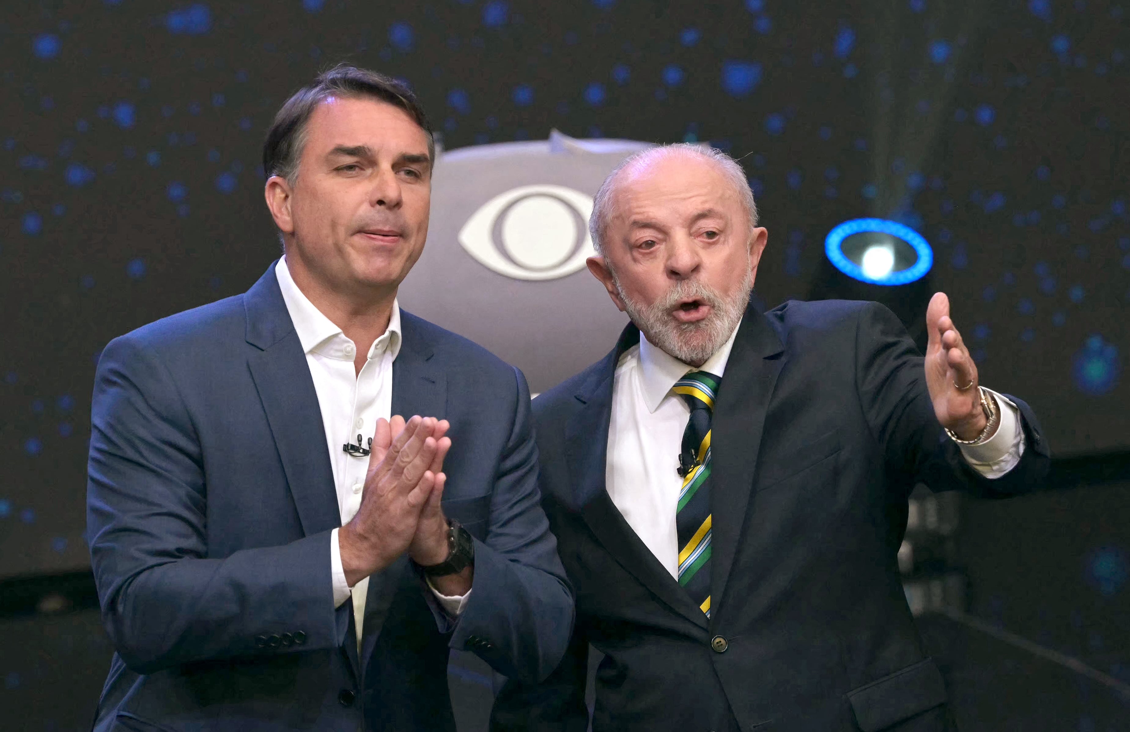 “Payaso”, “corrupto”: Lula y Flávio Bolsonaro se insultan en el primer debate electoral en Brasil
