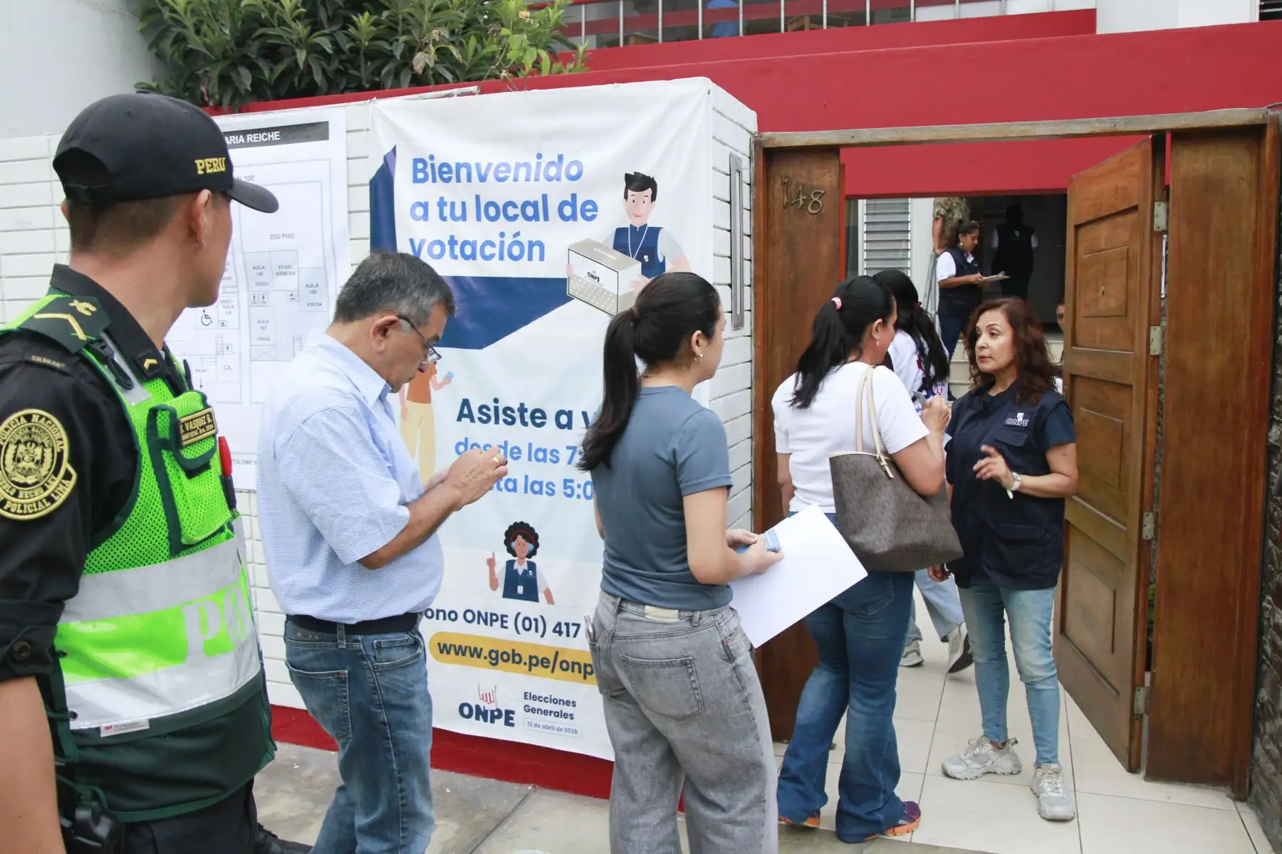 Hoy se realizan las elecciones regionales y municipales en todo el Perú