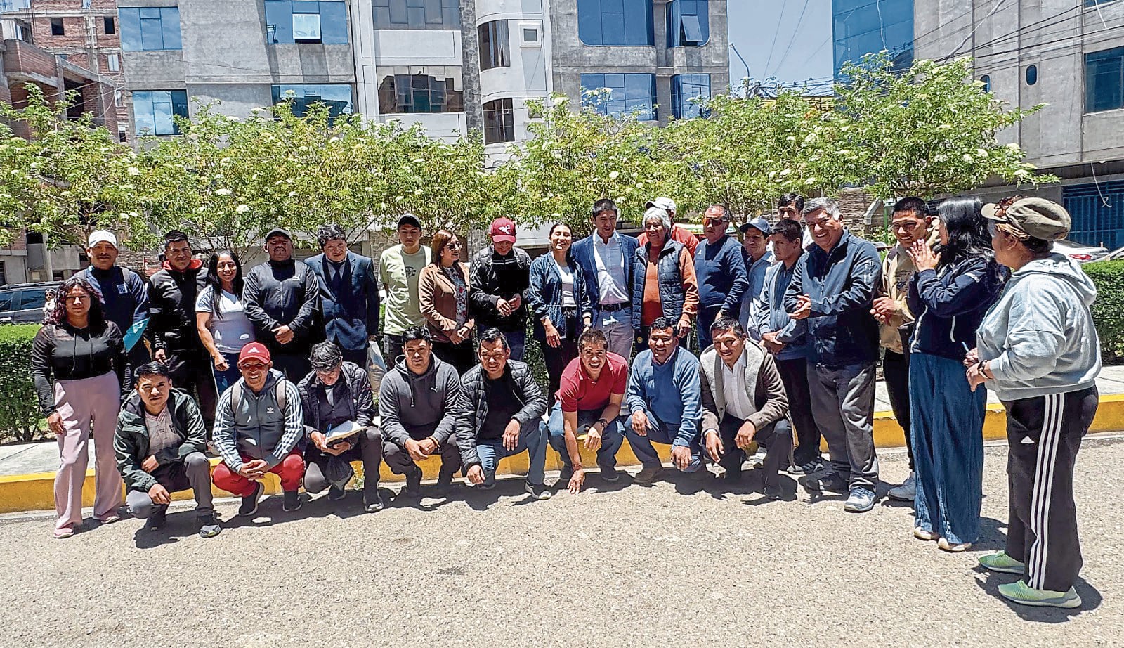 Deportistas dan su respaldo a Arnoldo  Mallma