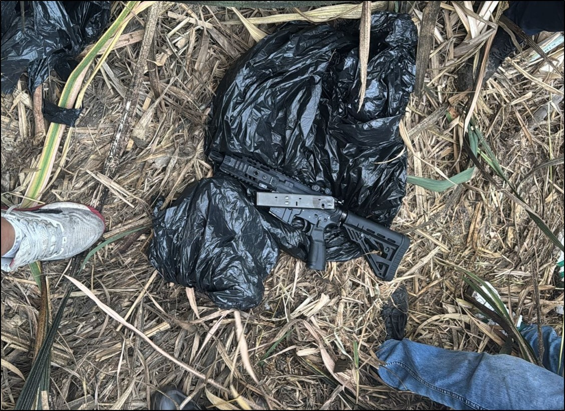 Este es el fusil R-15 empleado en el cuádruple asesinato de Trujillo