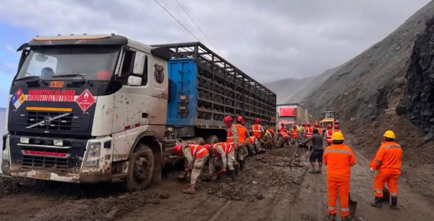 Arequipa sufre quinto día de bloqueo en la Panamericana Sur: Caravelí pide puente aéreo