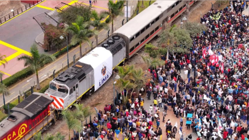 Keiko Fujimori dice que trenes de Caltrain traidos por la Municipalidad de Lima entrarán en funcionamiento