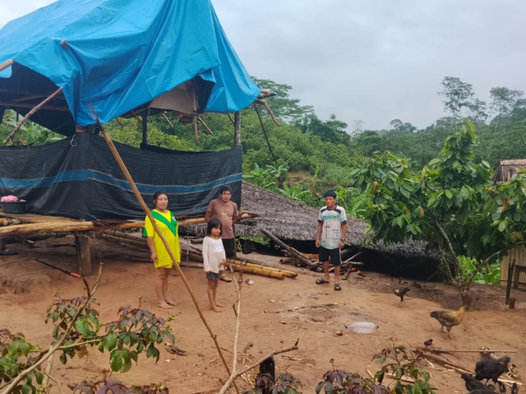 Pasco: vientos fuertes y lluvias intensas destruyen seis viviendas en Puerto Bermúdez