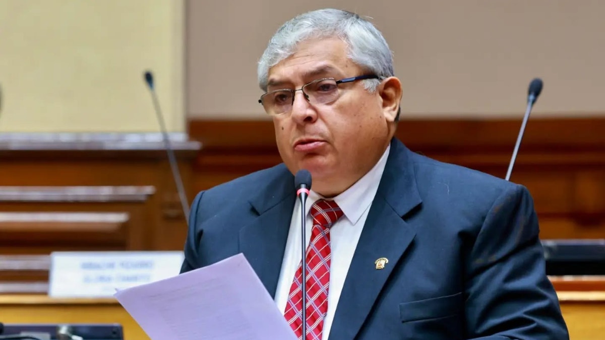 Fernando García sobre omisión de firmas en la ley de facultades: "El único camino que se puede aplicar es derogarlo y dictar otra norma"