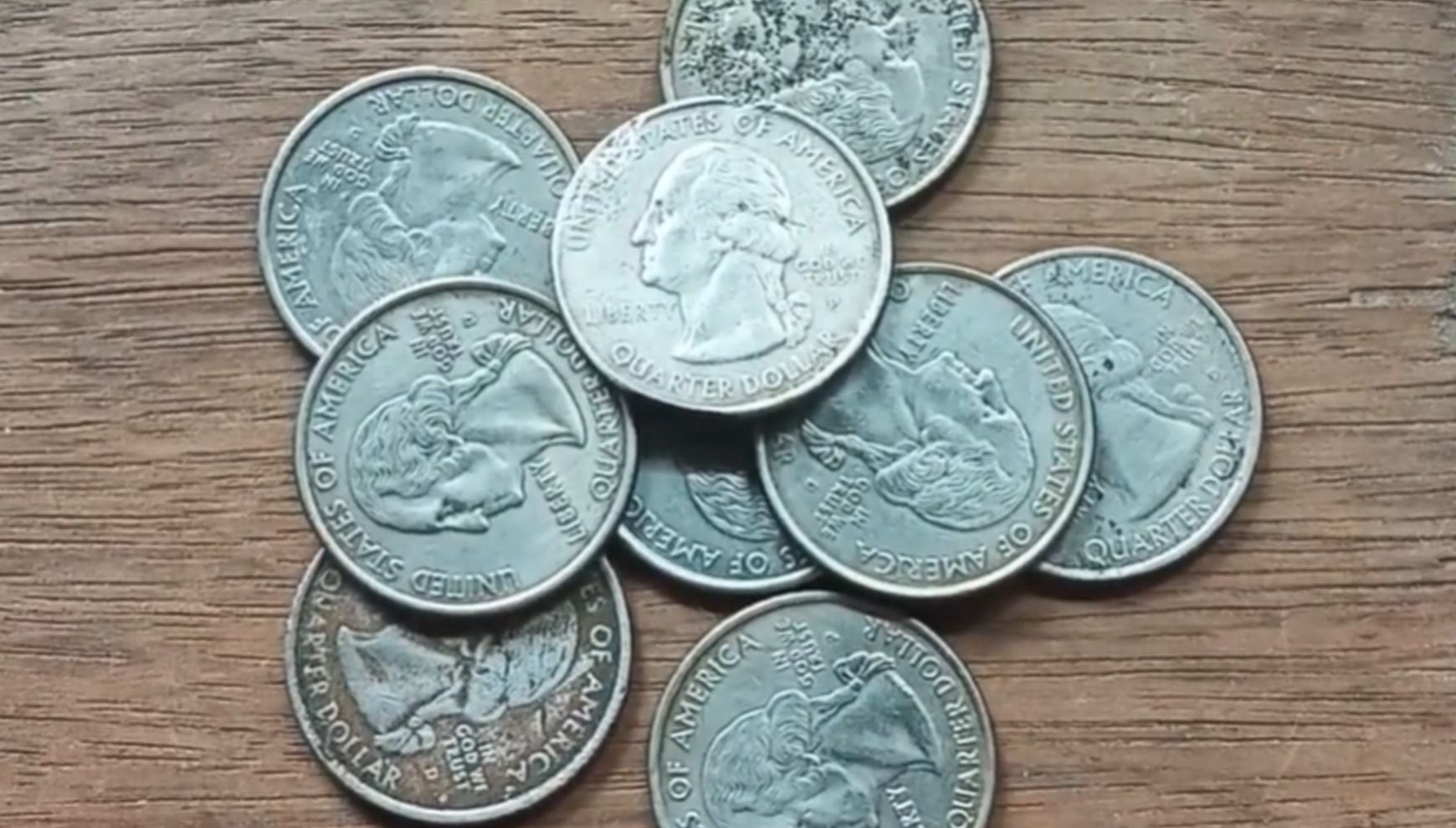 Una moneda de 25 centavos puede valer US$10,000: estas son las señales que debes mirar