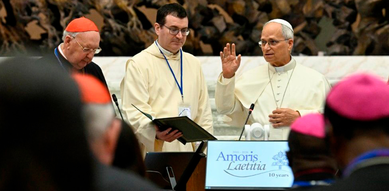 Papa León XIV envía primer mensaje tras ser operado en Roma: "Les pido, por favor, que recen por mí"