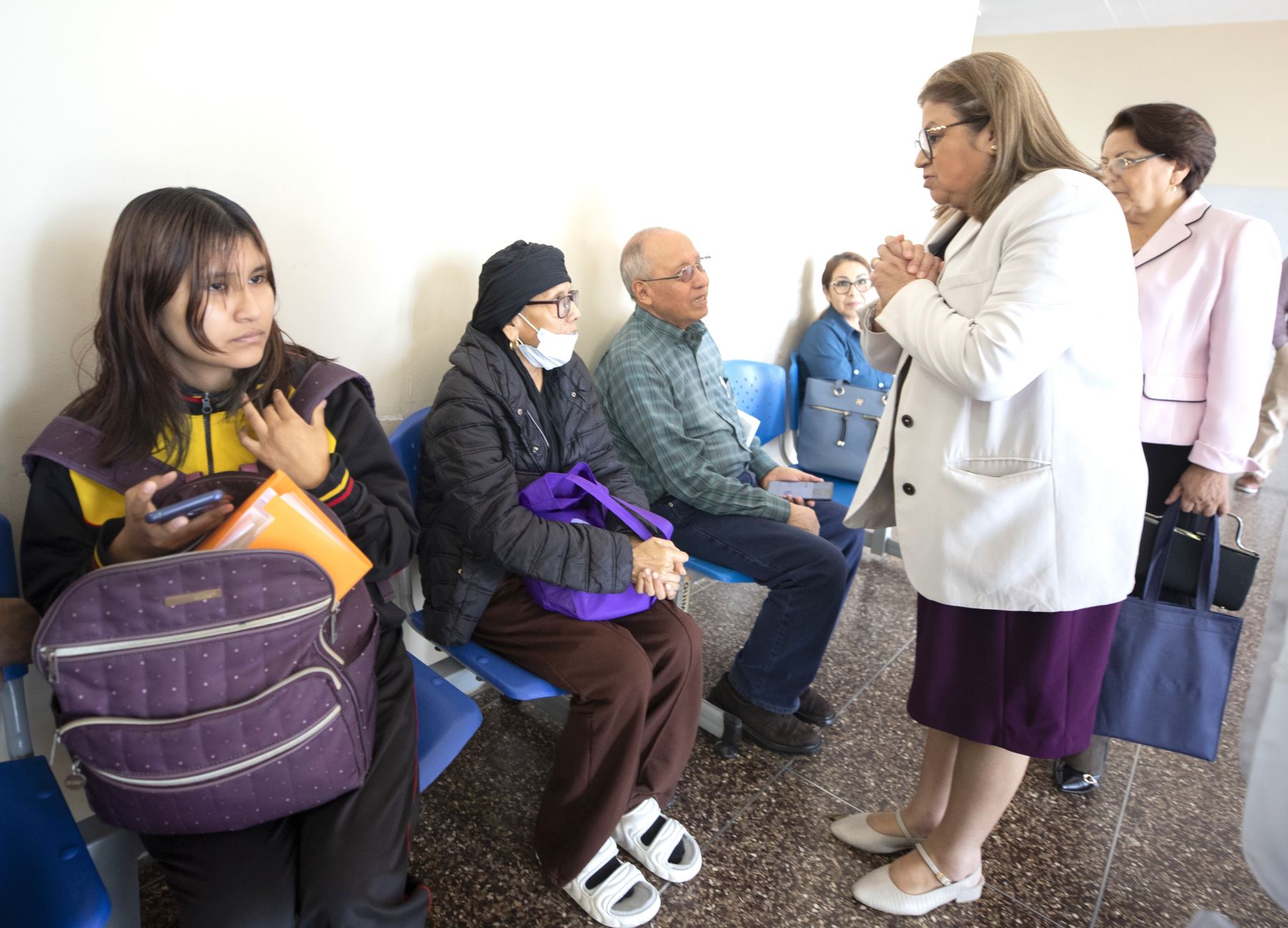 Presidenta de EsSalud: "Tenemos el compromiso de acompañar al paciente las 24 horas"