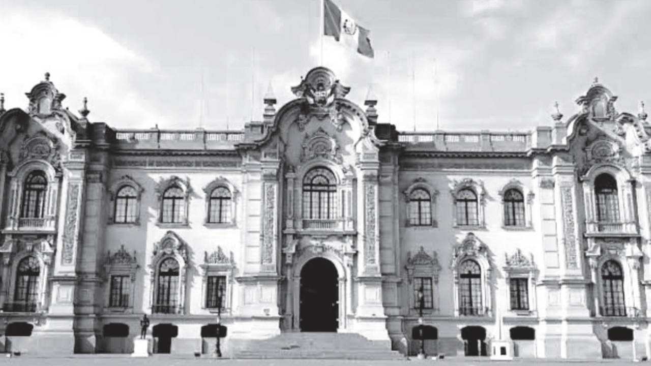 Los refuerzos del gobierno, por César Azabache Caracciolo