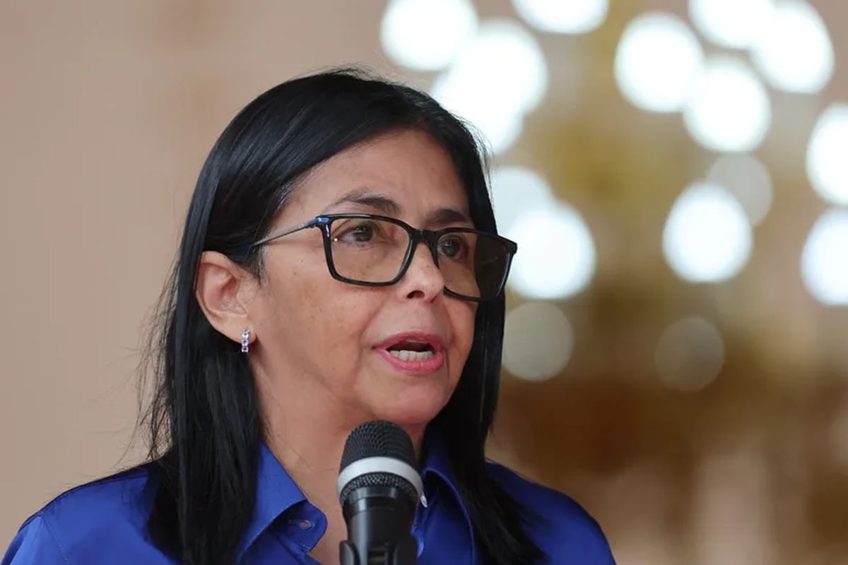 Delcy Rodríguez planteó a Keiko Fujimori el retorno seguro de venezolanos desde Perú