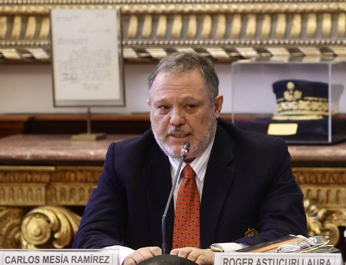 Carlos Mesía: “No voy a citar a la a la comisión para volver a caer en caos”