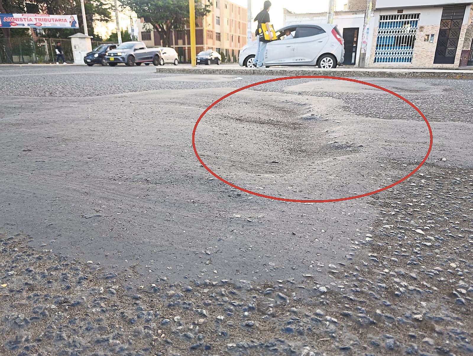 Chiclayo: recapeo de S/30 millones en calles presenta hundimientos