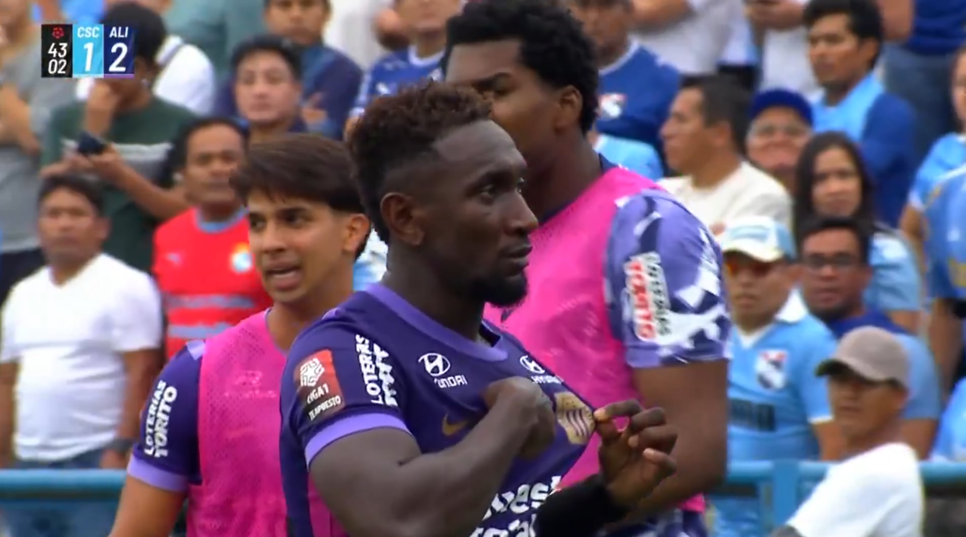 ¡La ‘Culebra’ volteó el partido! Eryc Castillo fusila a Enríquez y Alianza Lima remonta ante Sporting Cristal [VIDEO]