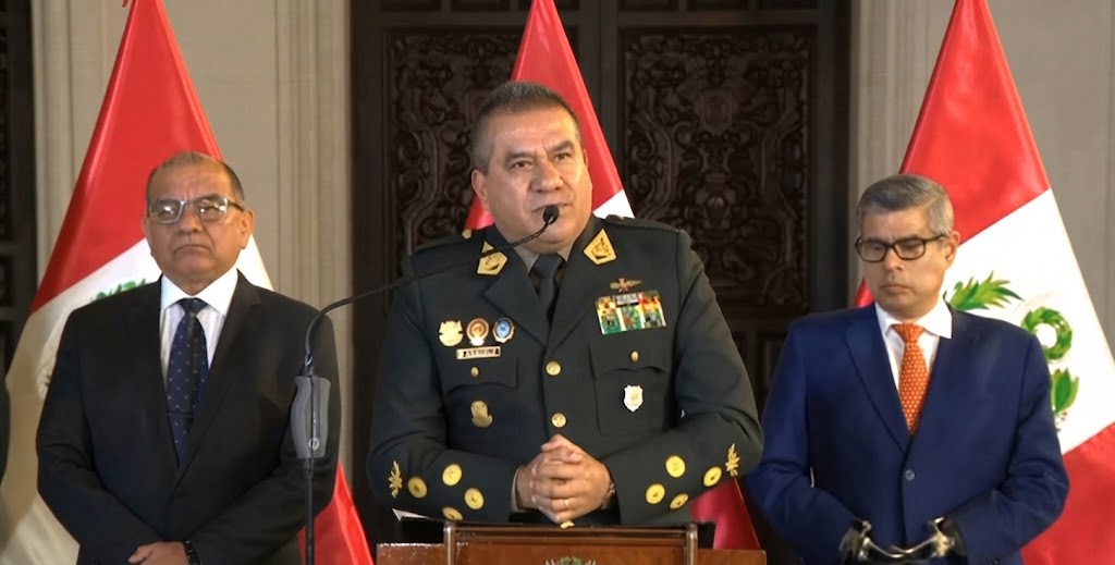 Óscar Arriola renuncia al cargo de comandante general de la Policía Nacional del Perú