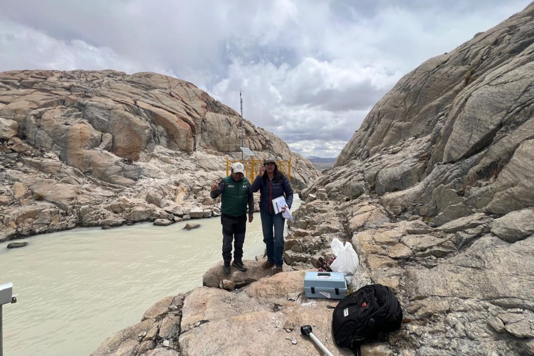 Histórico monitoreo en Cusco: ANA evalúa calidad del agua en el glaciar Quelccaya