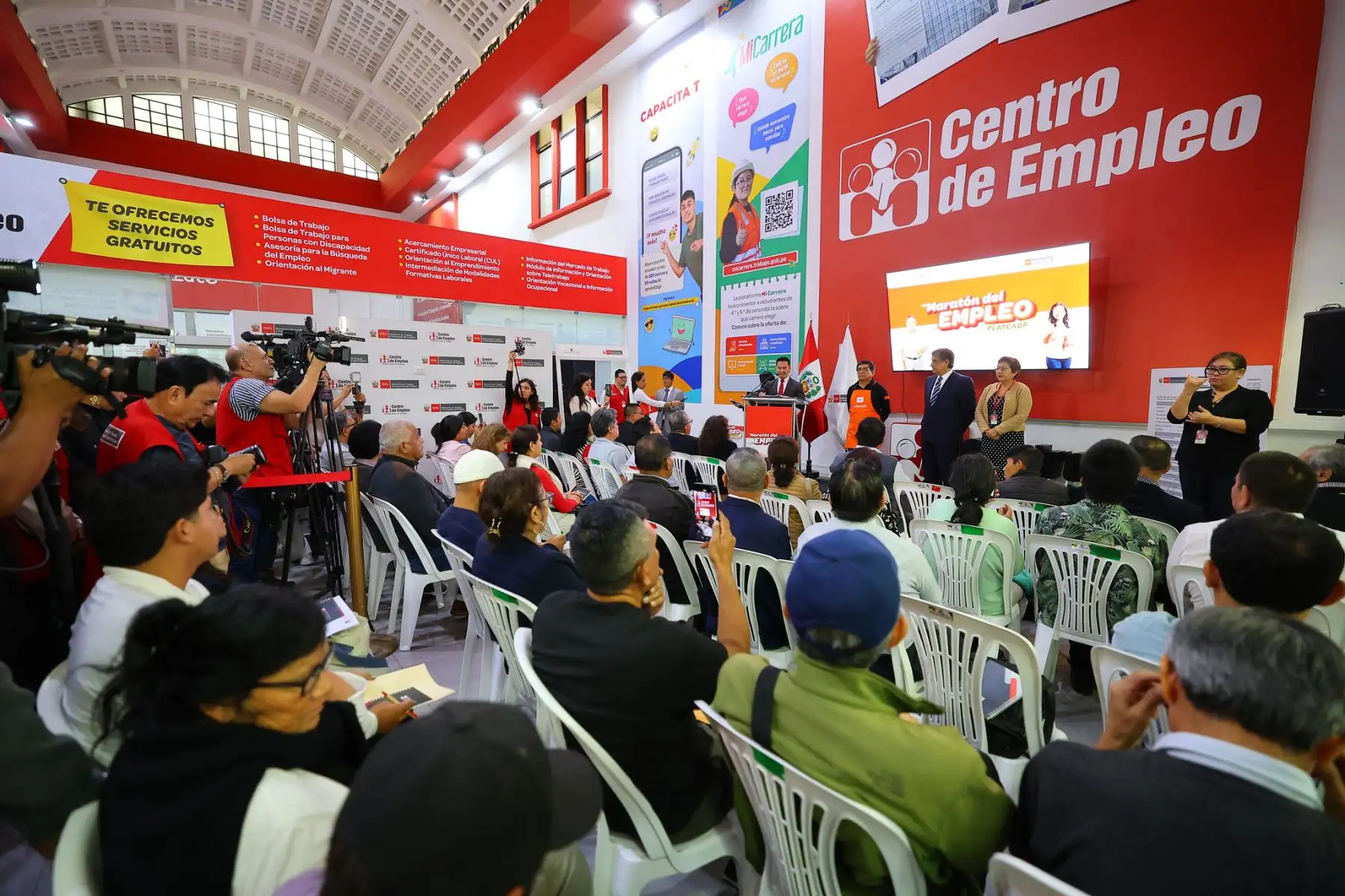 BCR: empleo formal en Perú creció 4.4% en julio y se añadieron 268,000 puestos de trabajo