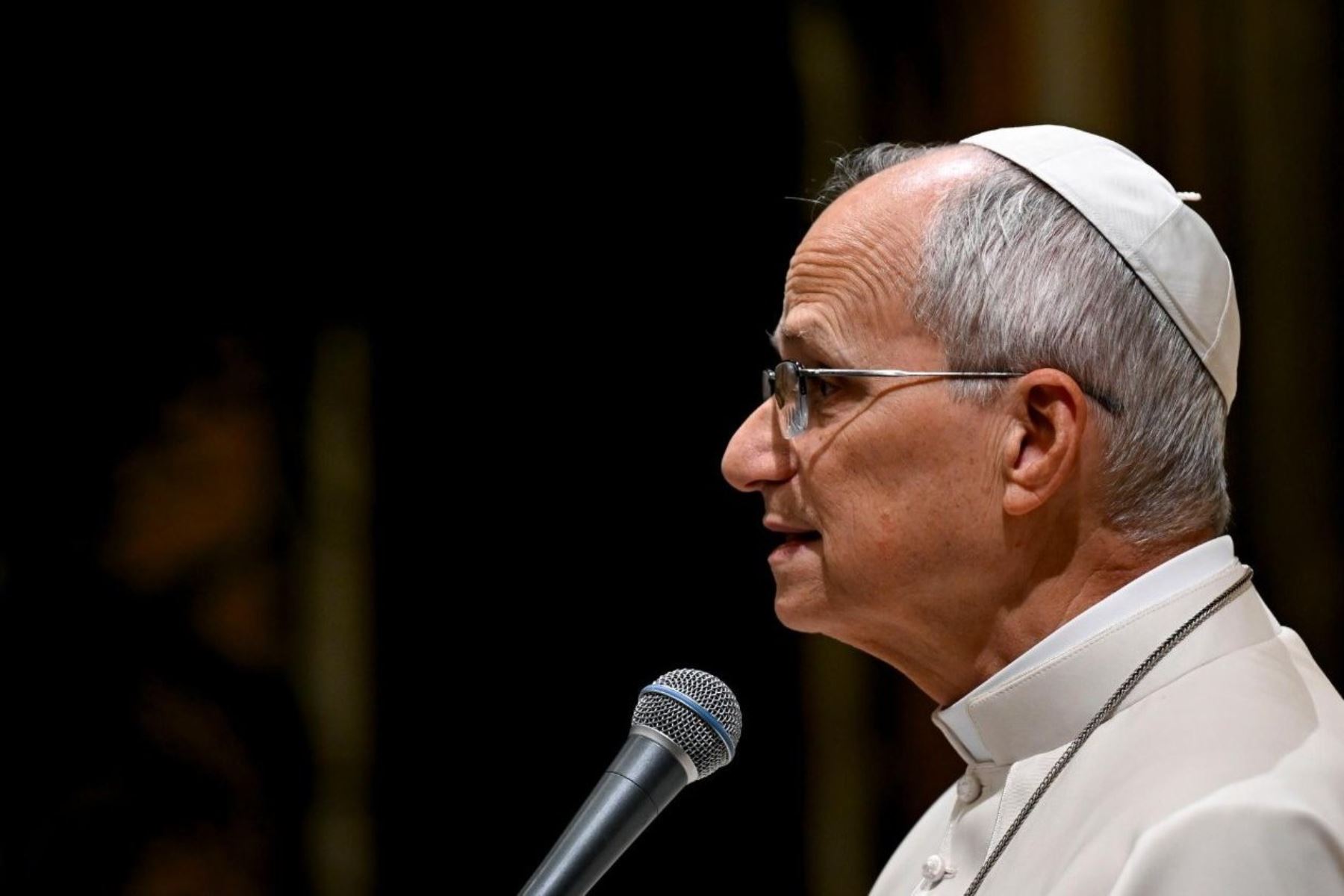 Santa Sede: "Rezaremos por la salud del santo padre en la plaza de San Pedro"