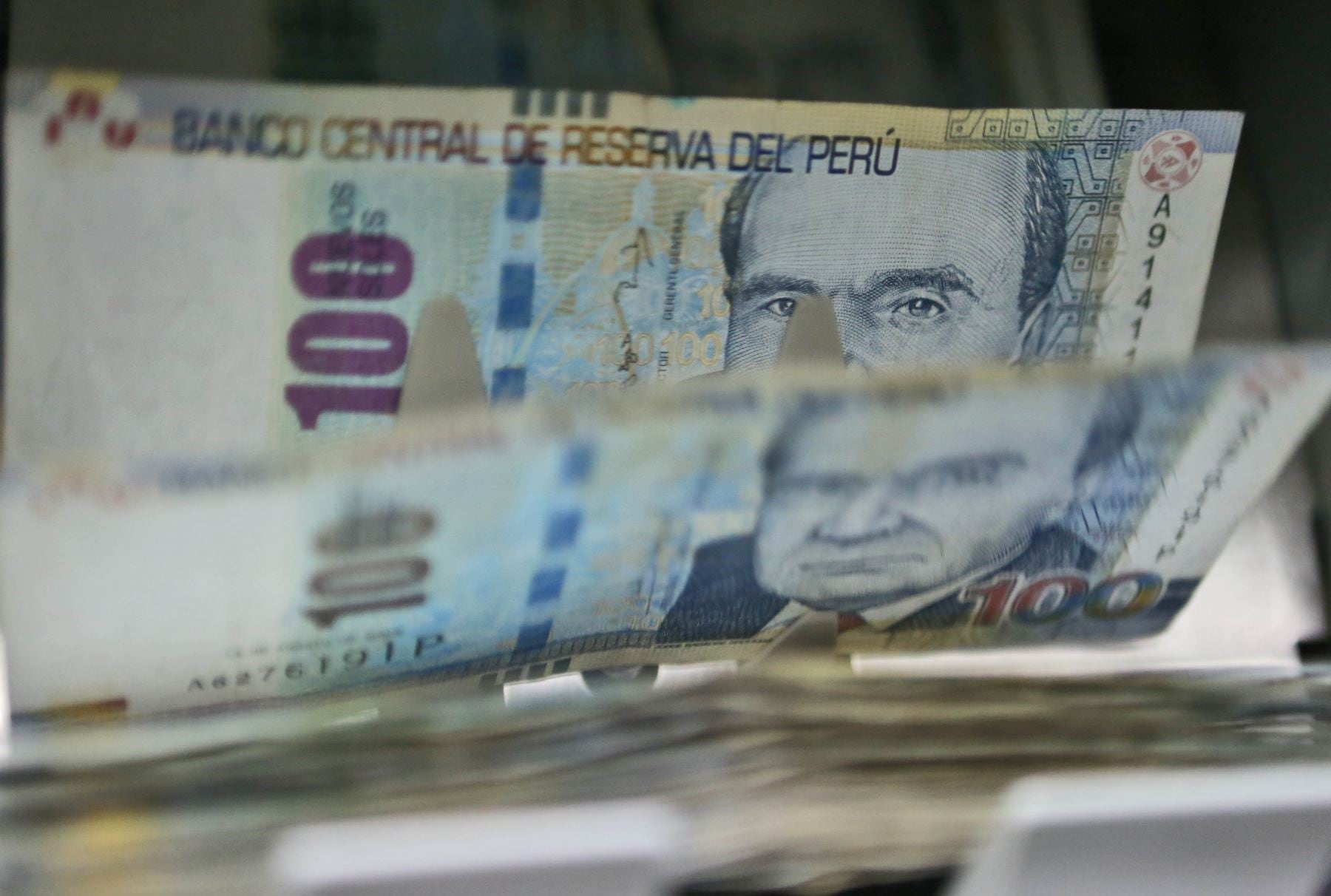 Peruanos abandonan dinero en bancos por más de S/ 100 millones al año, ¿por qué?