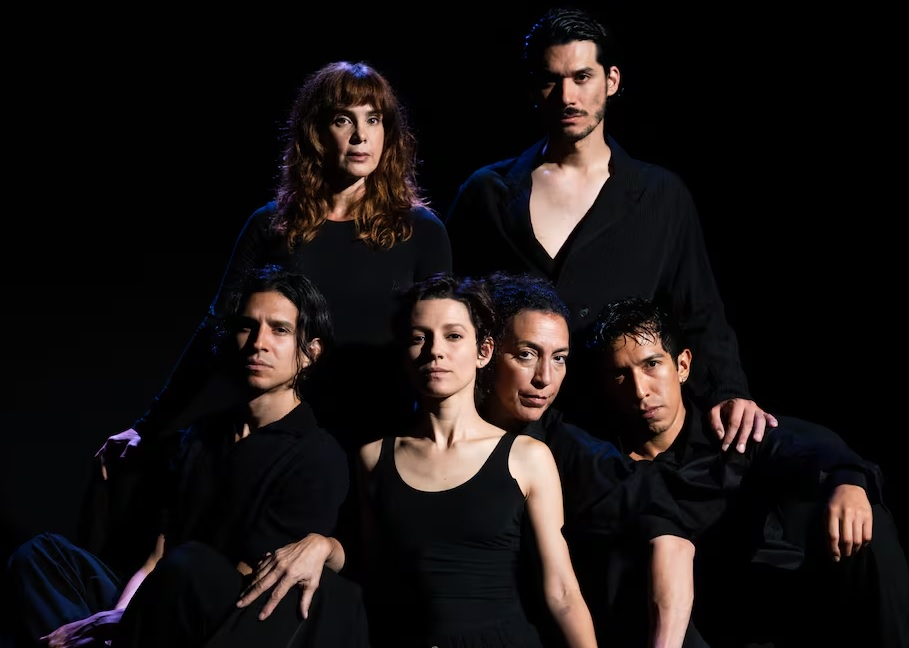 Teatro: el reto de llevar a Blanca Varela a las tablas