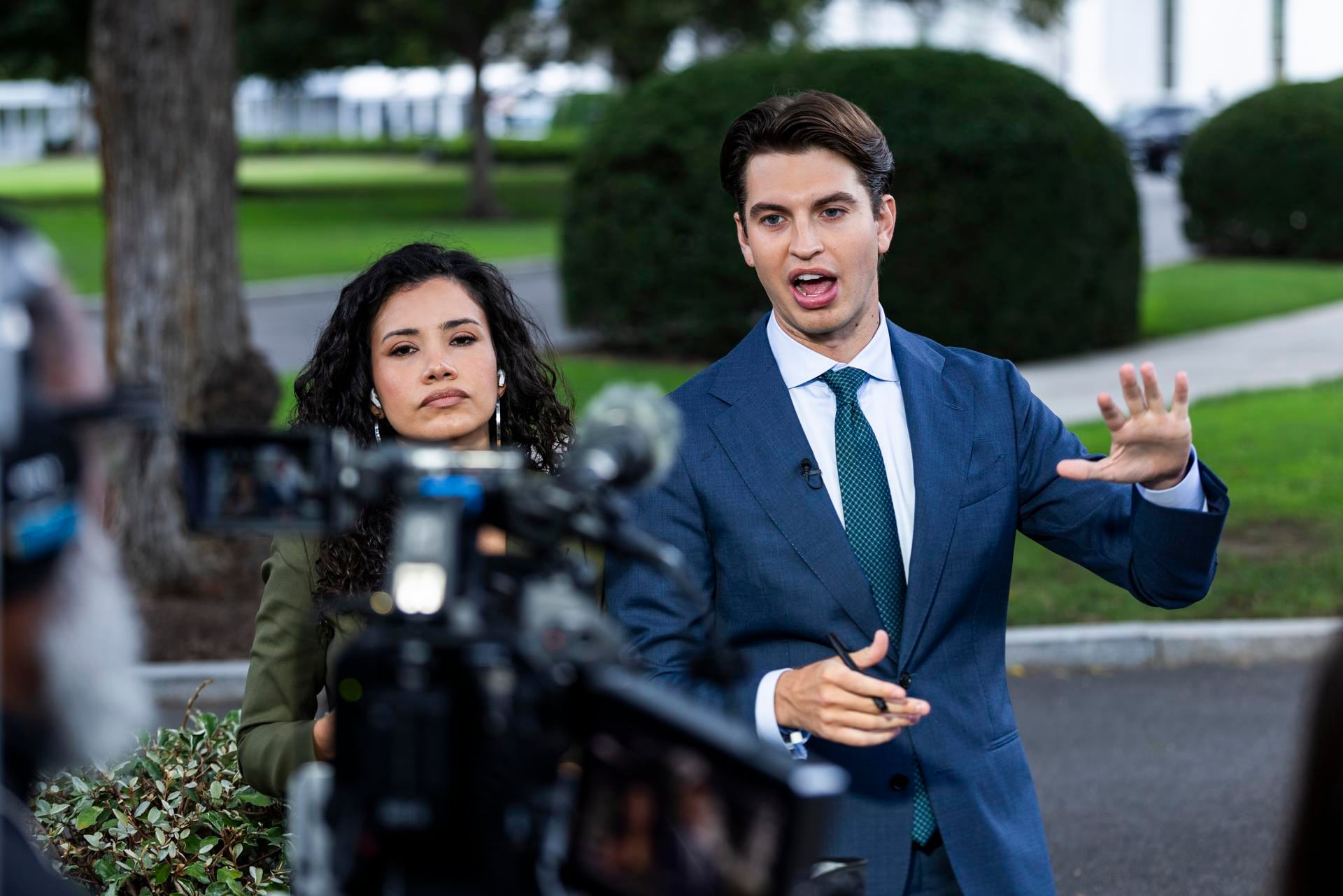 CNN, MS NOW y Politico vuelven a la Casa Blanca tras una orden judicial seis días después del veto de Trump