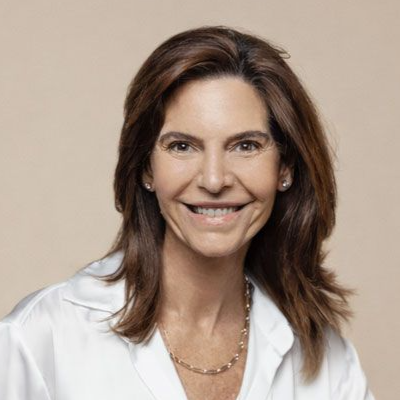 LA UNIVERSIDAD TAMBIÉN DEBE ENSEÑAR A LIDERARSE, columna de Carla Olivieri