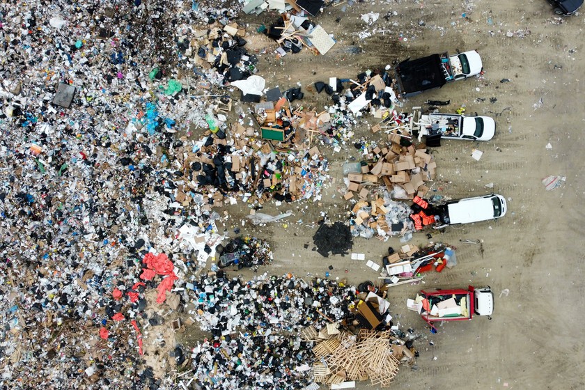 Japón tiene a tantos ancianos que el reciclaje de pañales usados se ha convertido en un problema medioambiental