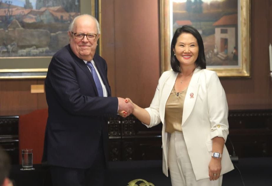 El gobierno de Keiko Fujimori ratifica a Julio Velarde como presidente del Banco Central de Reserva
