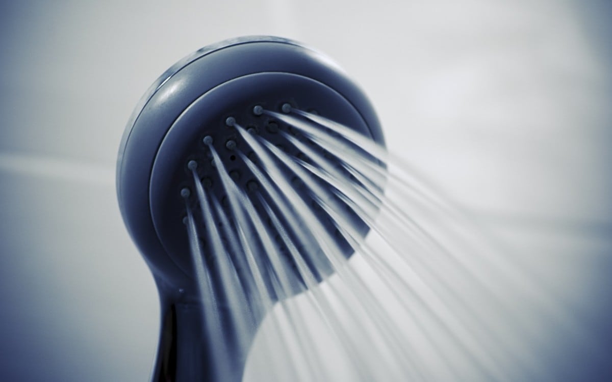 El tiempo ideal que deberías pasar en la ducha, según la ciencia