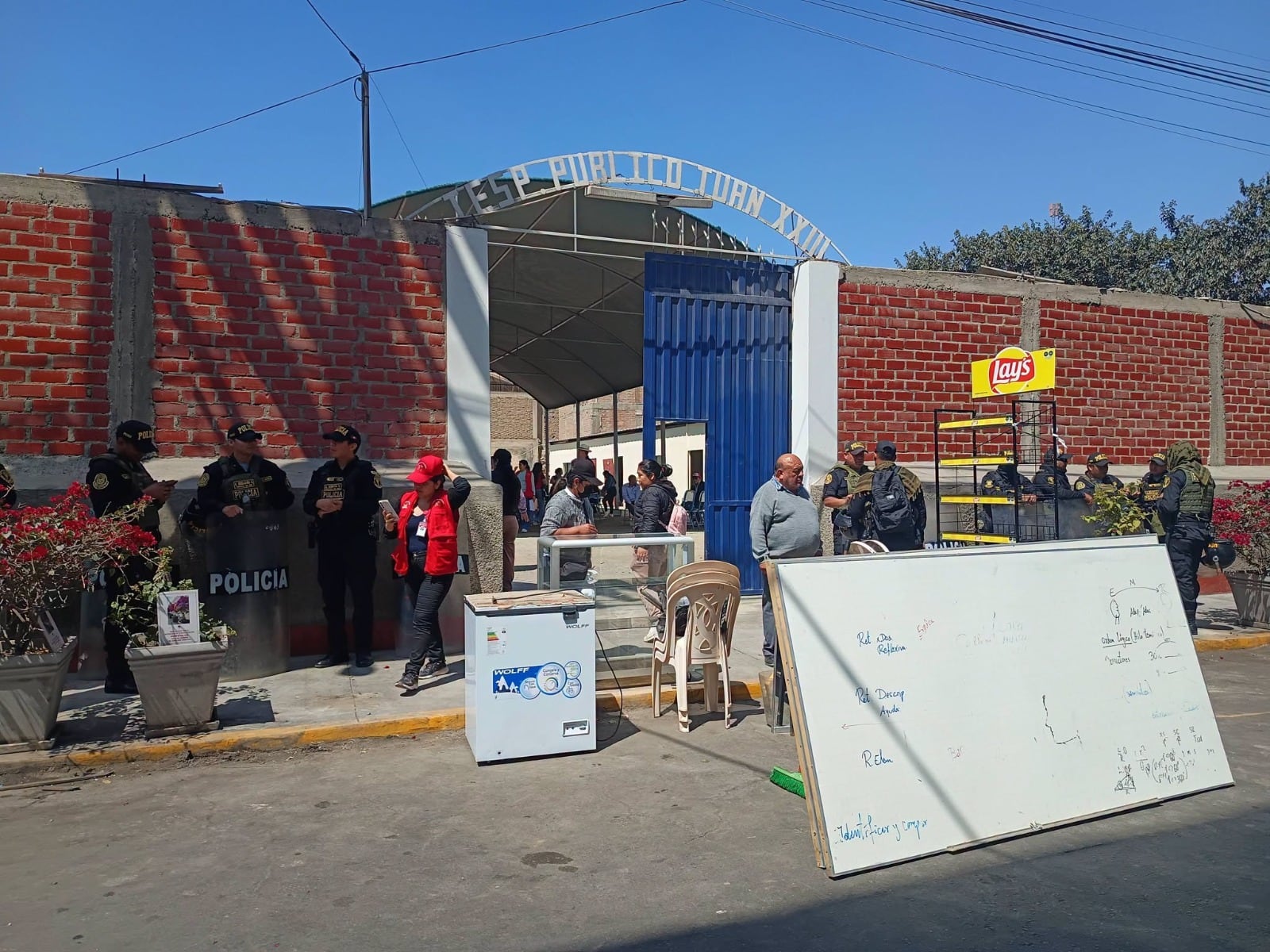 Ica: recuperan terreno del Ministerio de Educación que era ocupado por academia privada