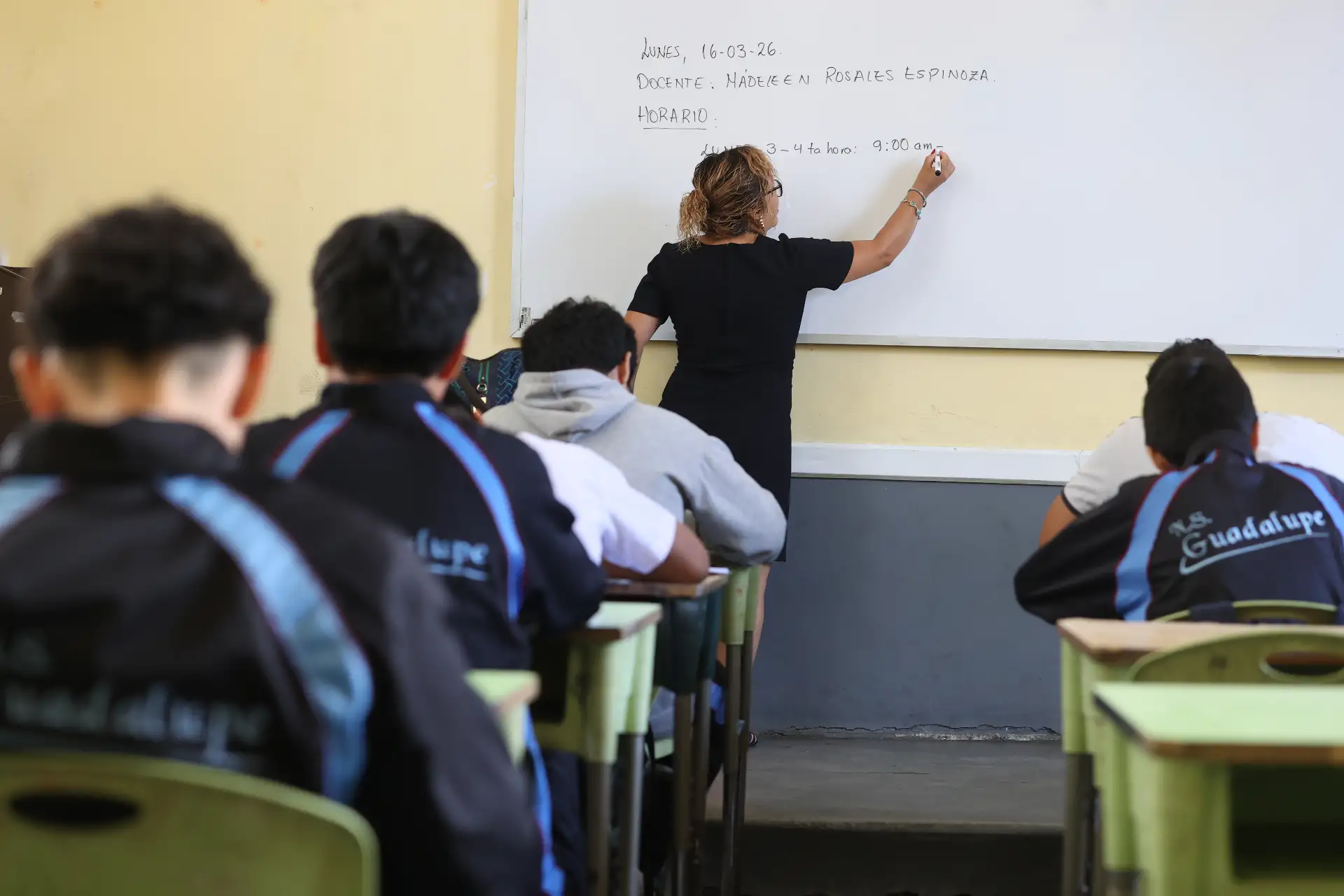 Minedu: se descontará sueldo a docentes que acaten hoy paro de Sutep