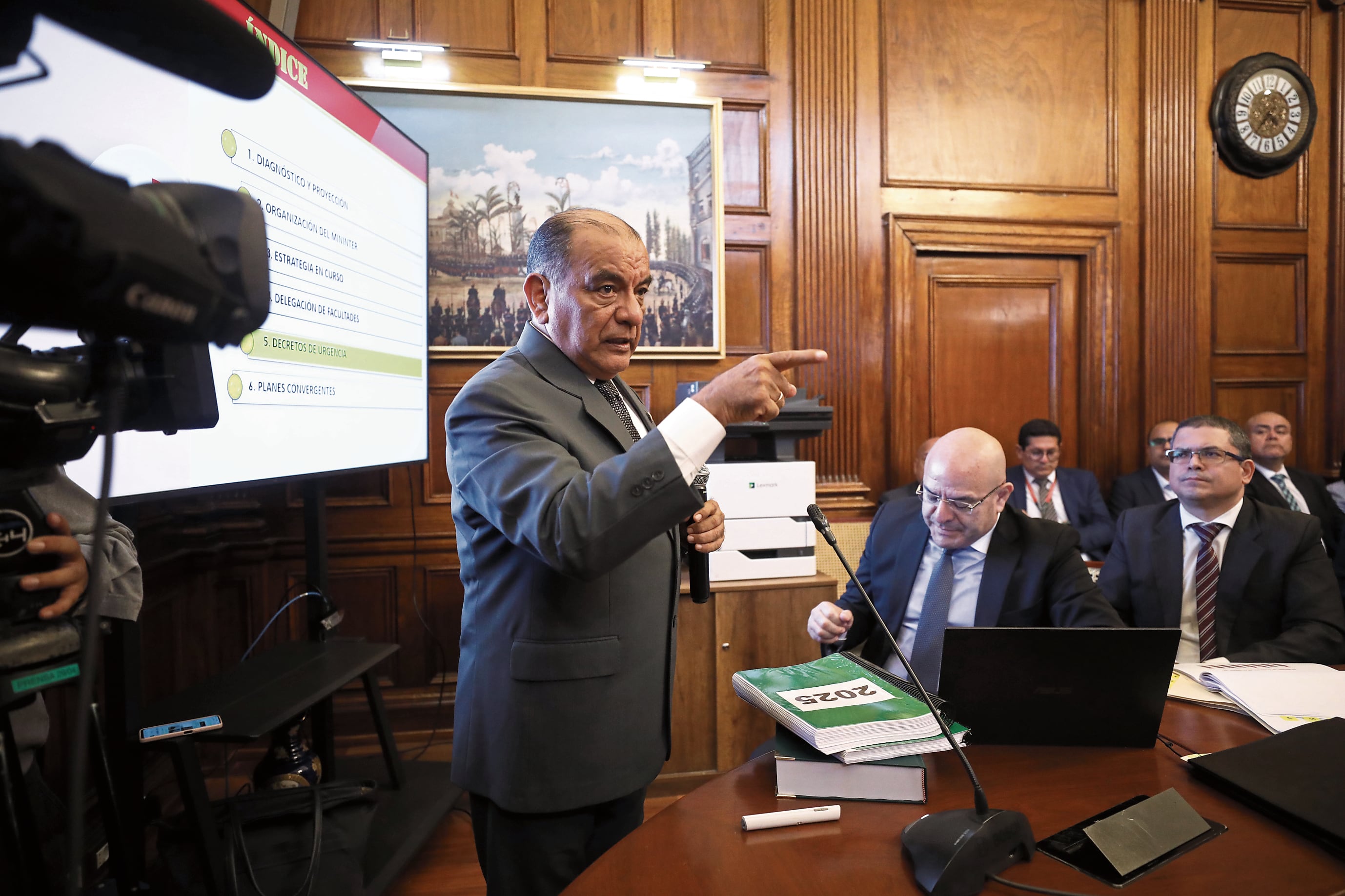 Ministros defienden a Astudillo y cuestionan moción de censura: ¿qué argumentos dieron?