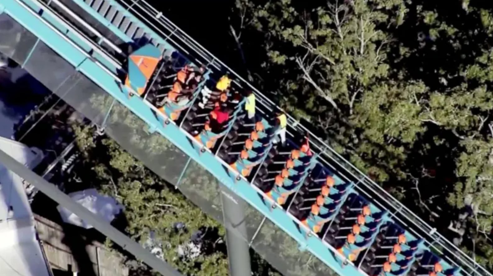 Six Flags: ¿Por qué falló la montaña rusa que dejó víctimas fatales?