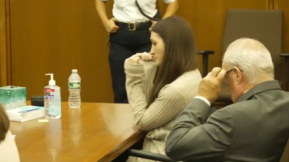 Estados Unidos: juez declara finalmente nulo el juicio contra Lindsay Clancy al no prosperar apelación